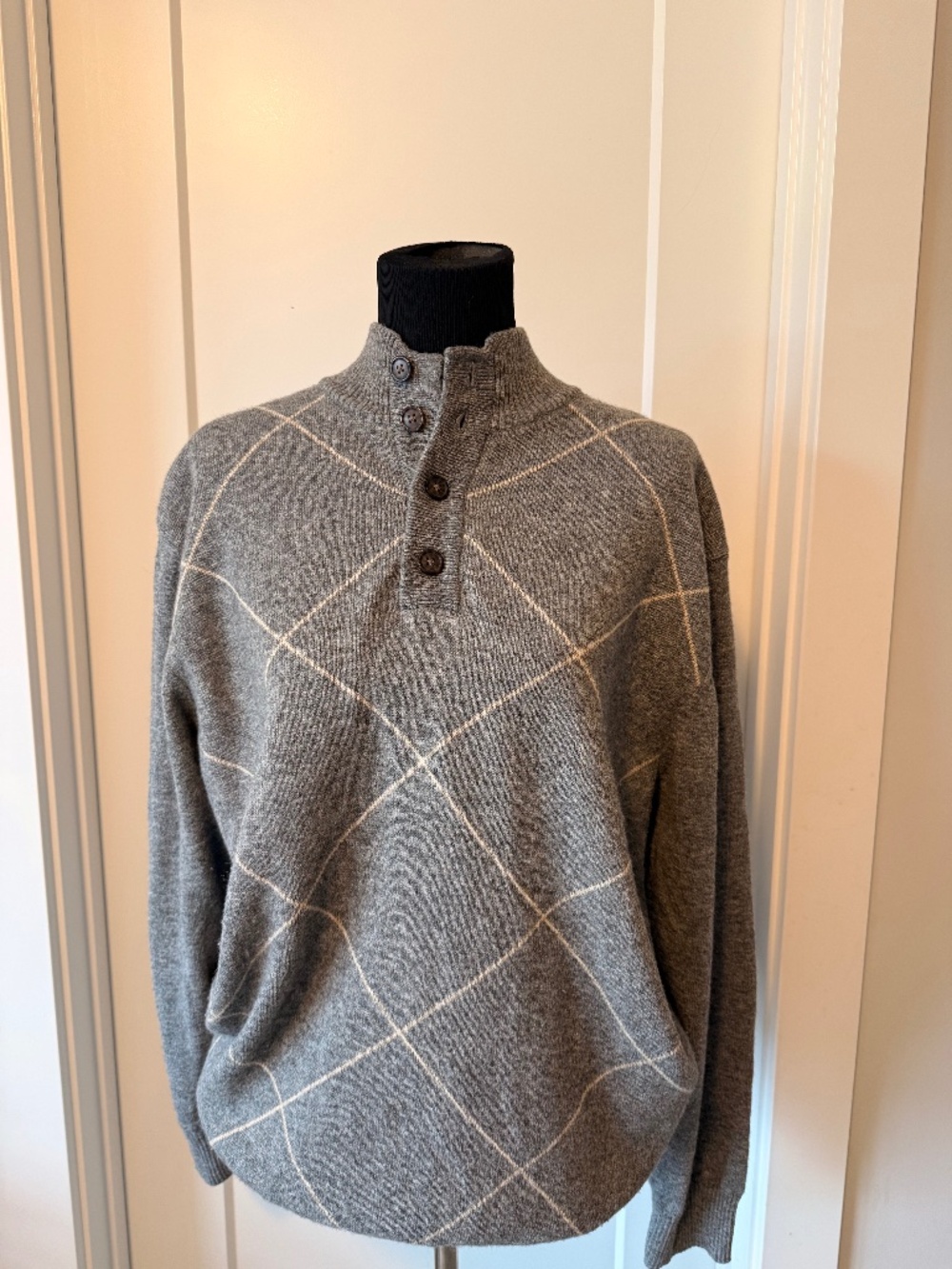 Jos A Bank Lambswool Argyle Mock Neck Sweater Gray 4 Button Placket Mens XL